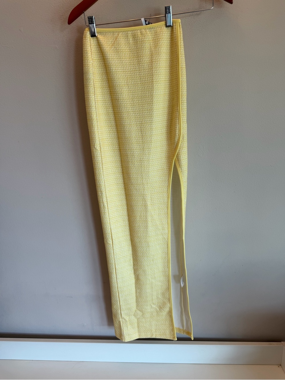 Princess Polly Soft Yellow Knit Side-Slit Skirt nwt size 0